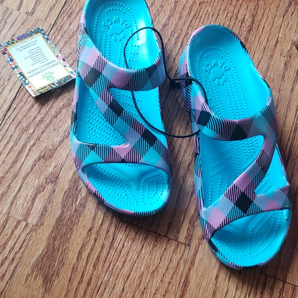 COPY - Dawgs Z Sandal sz 9